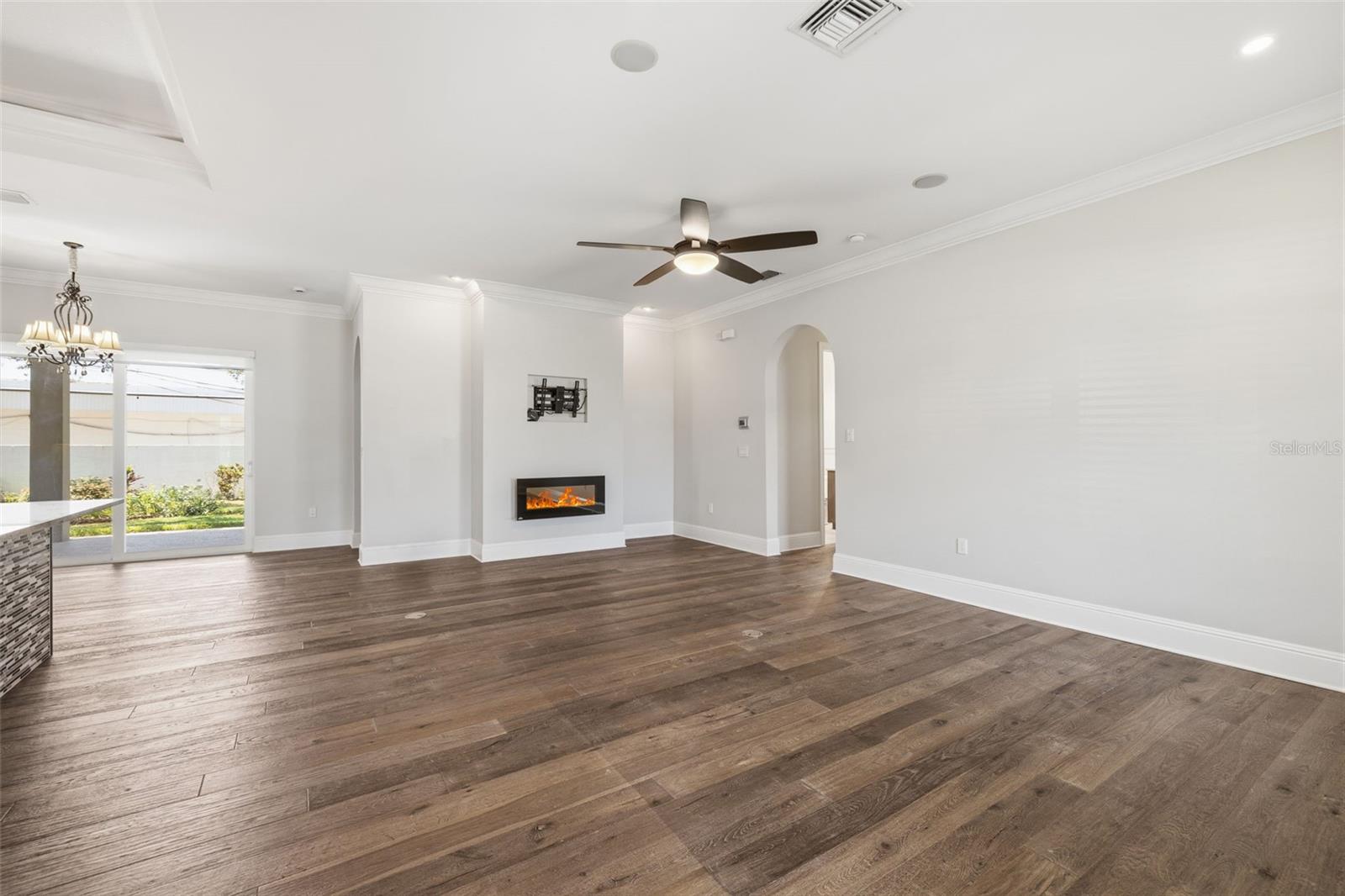Living Area to 2nd Bedroom, Laundry