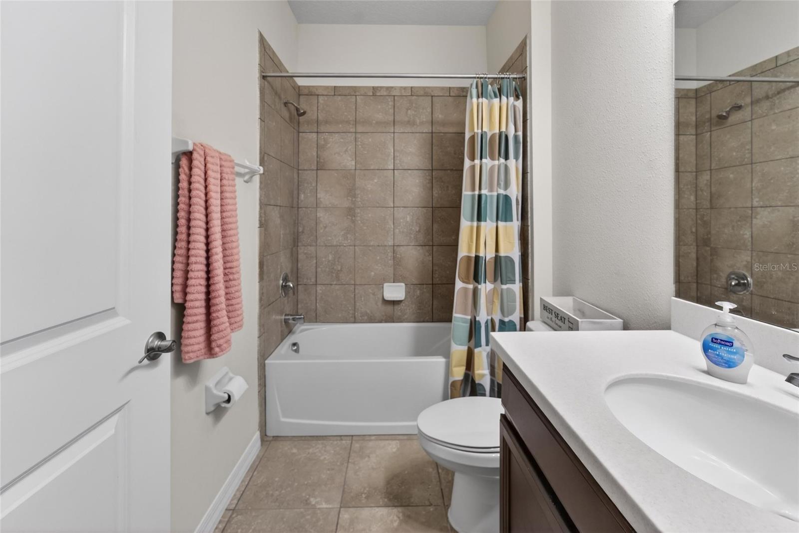 Full bathroom #3