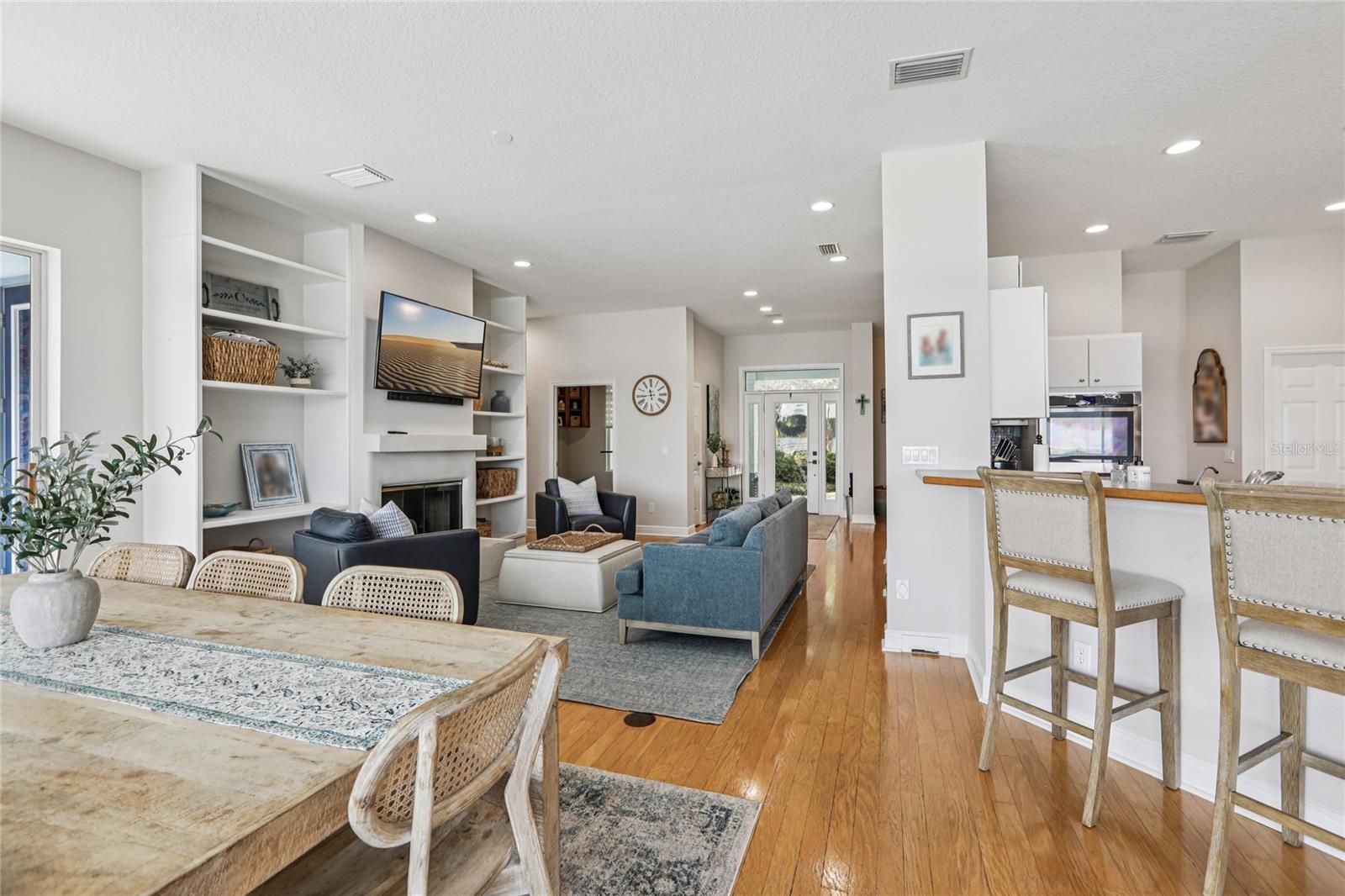 Dining / Great Room / Kitchen Breakfast Bar