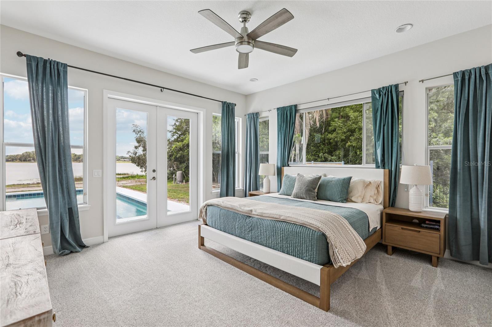 Primary Suite / Lake Views