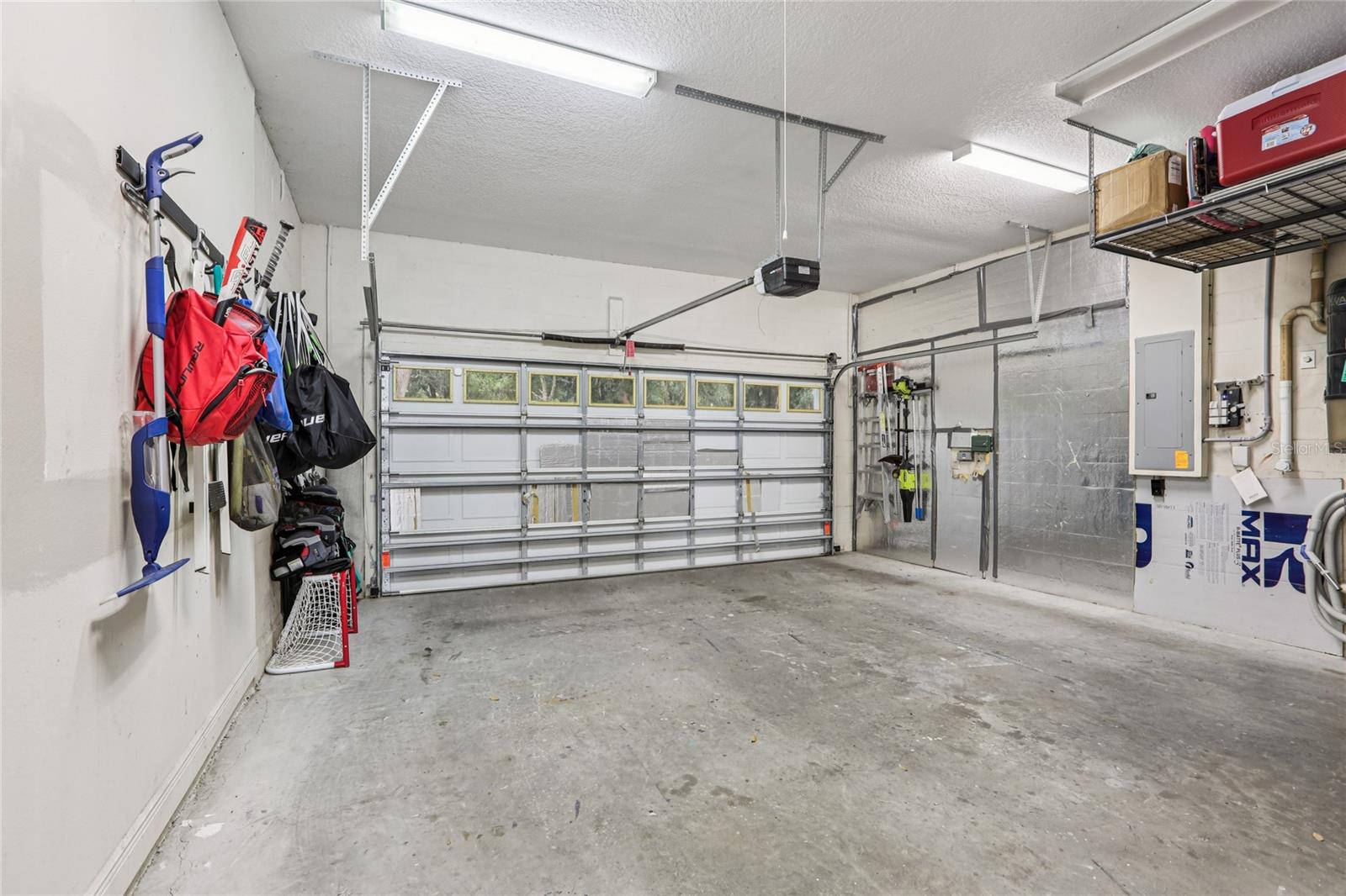 2 Car Garage