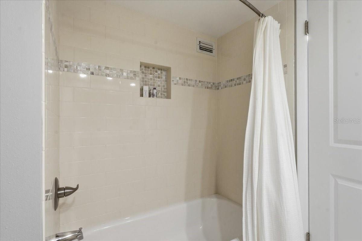 PRIMARY SHOWER/TUB COMBO