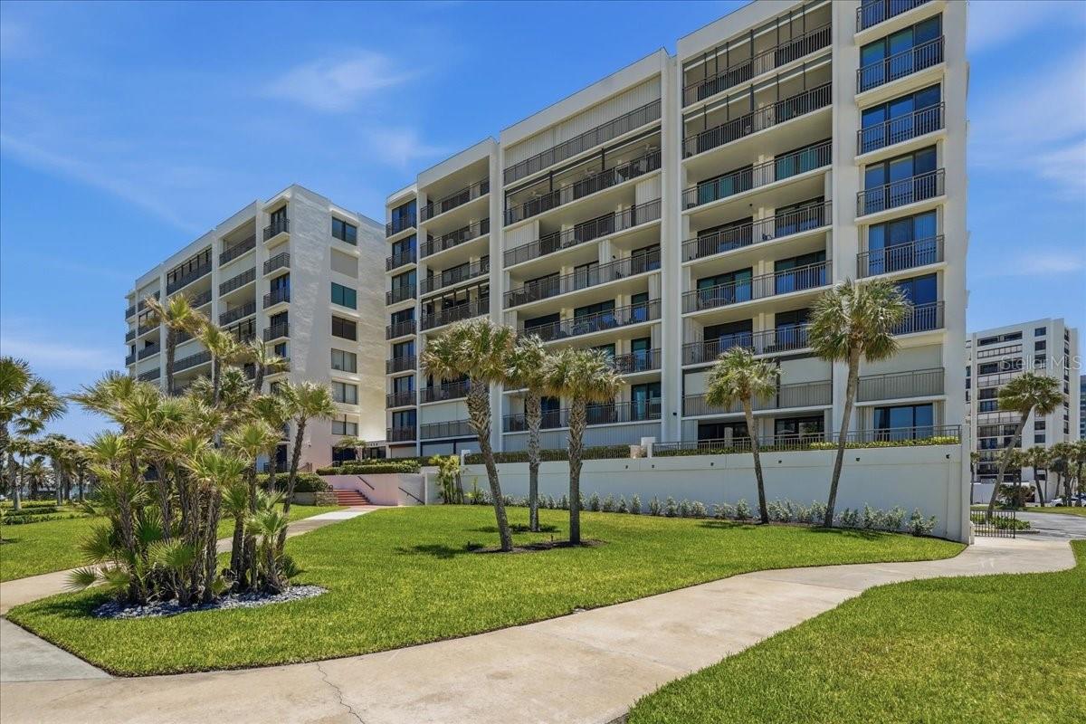 YOU WILL LOVE LIVING HERE!