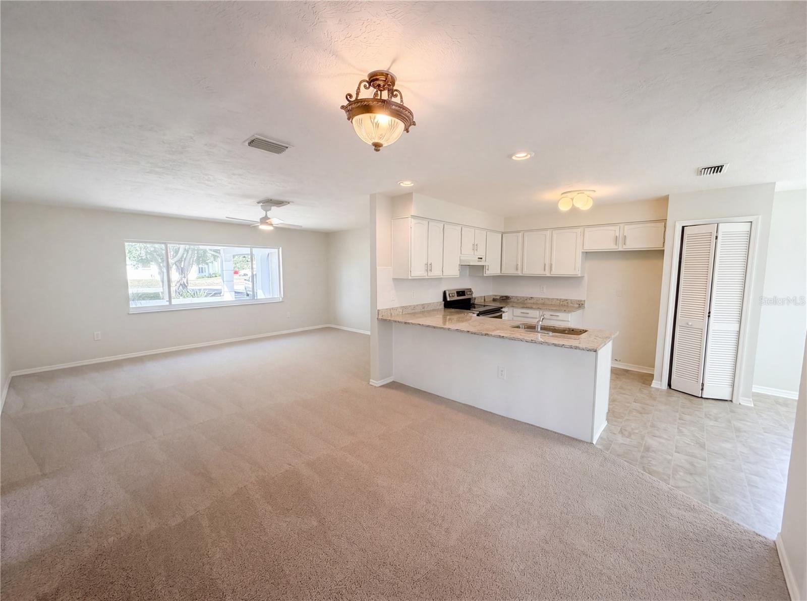 O6409115