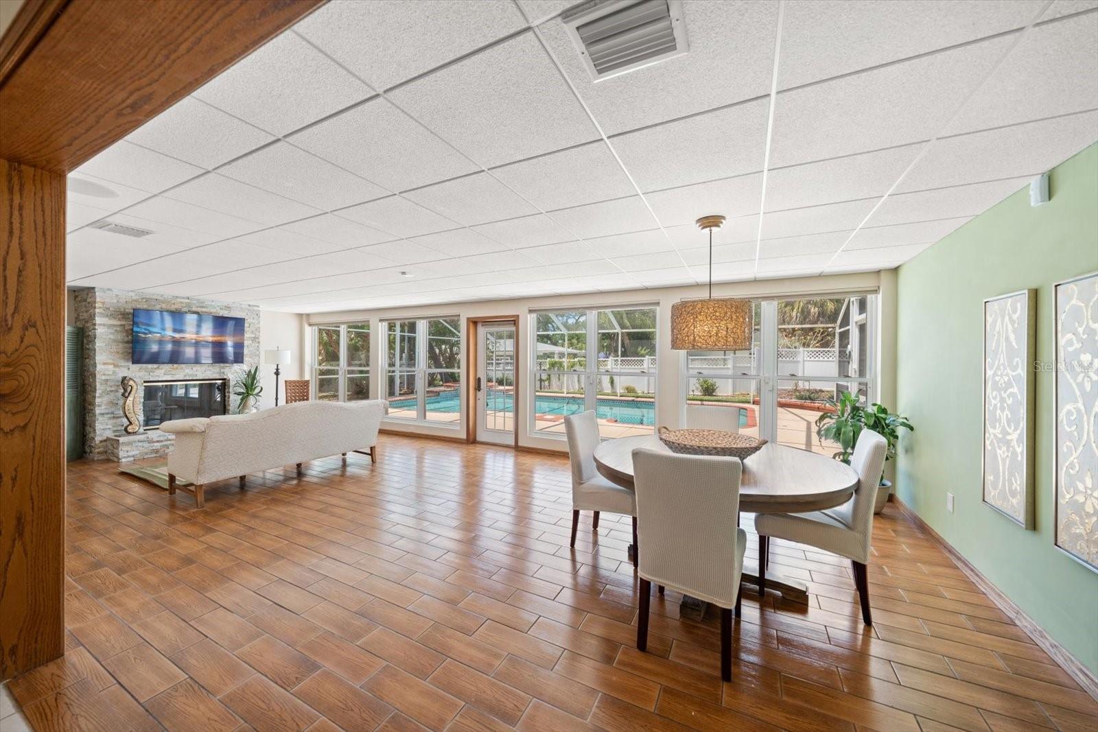 This flexible space can easily adapt to fit your lifestyle needs — whether as a playroom, hobby space, home office, fitness area, or additional lounge.