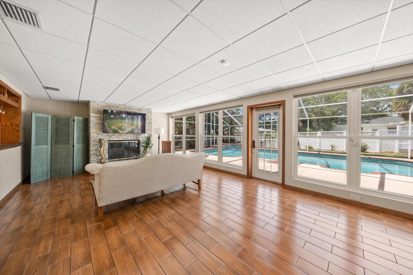 With seamless indoor-outdoor connectivity and generous square footage, this room provides endless possibilities for comfortable everyday living.