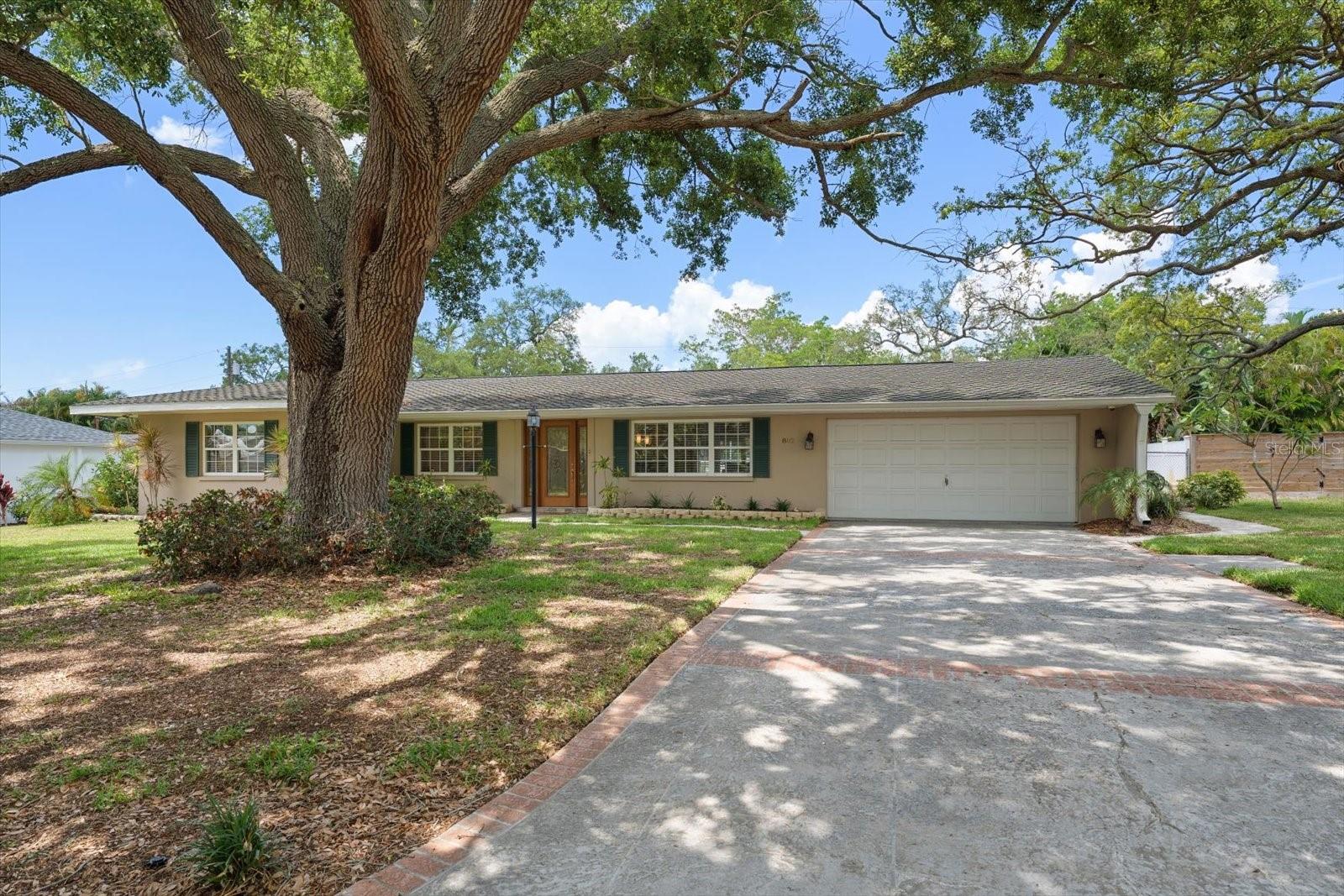 A classic ranch-style home with everyday appeal!