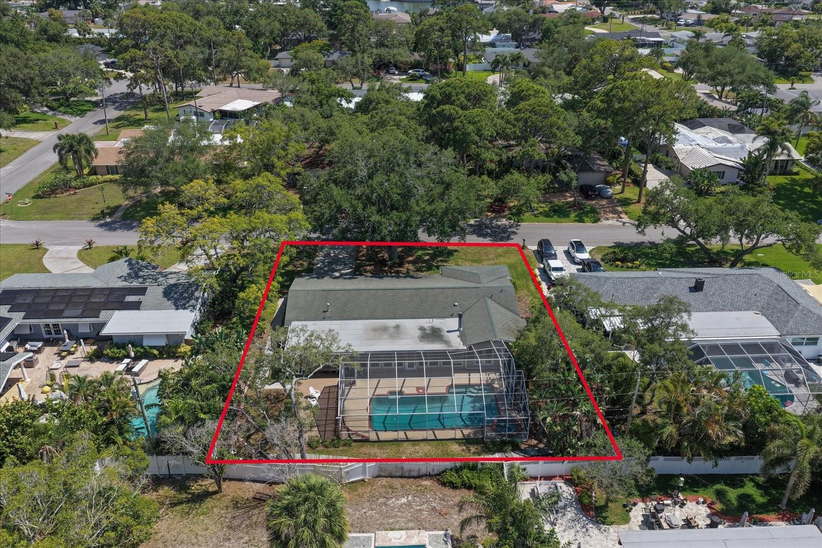 Large screened pool and spa area, and open deck!