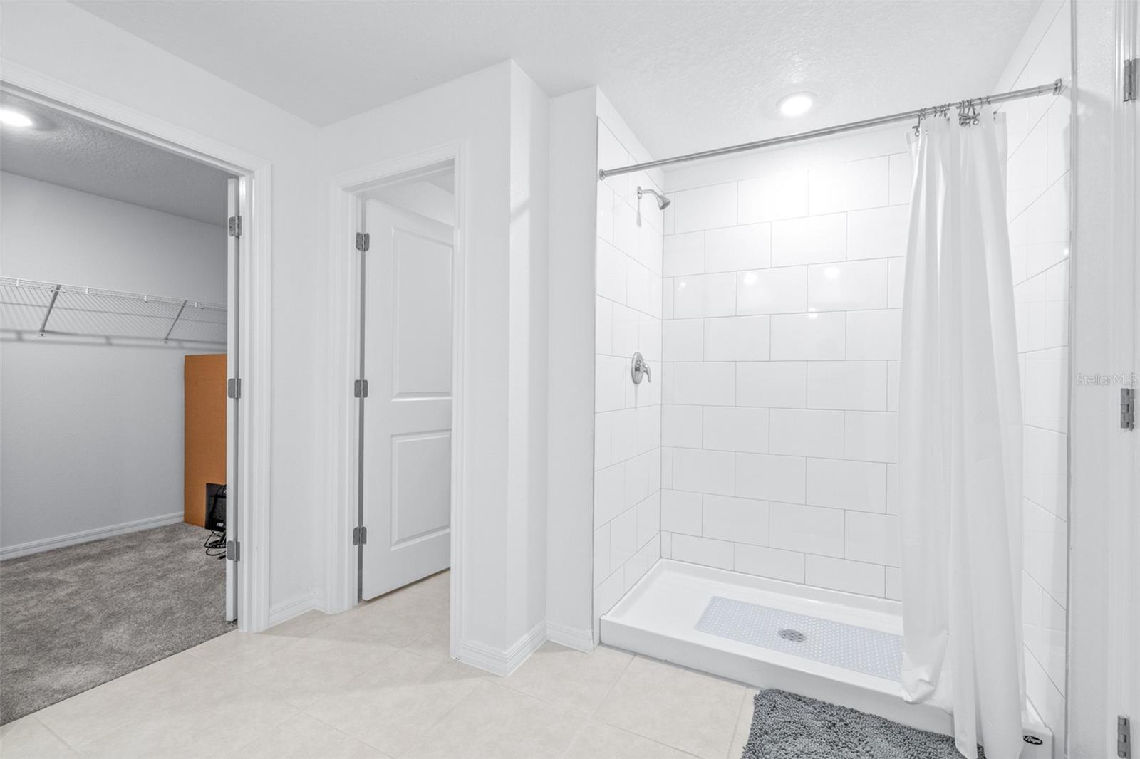 En Suite 13x10