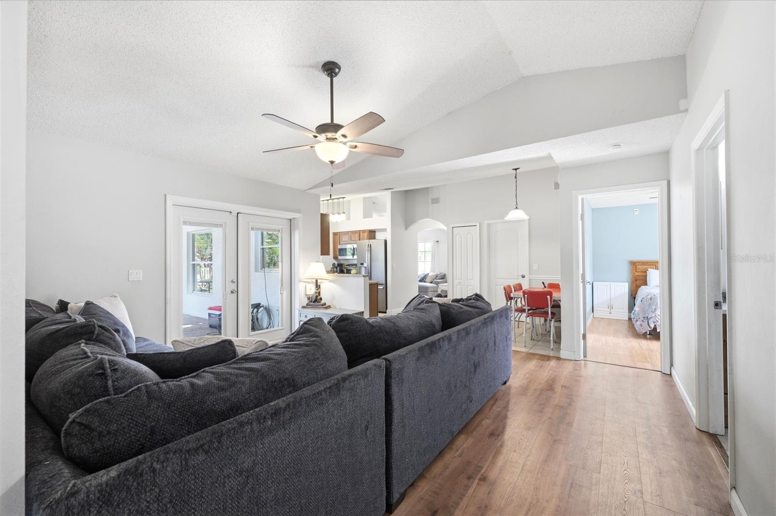 Family Room/Breakfast Nook