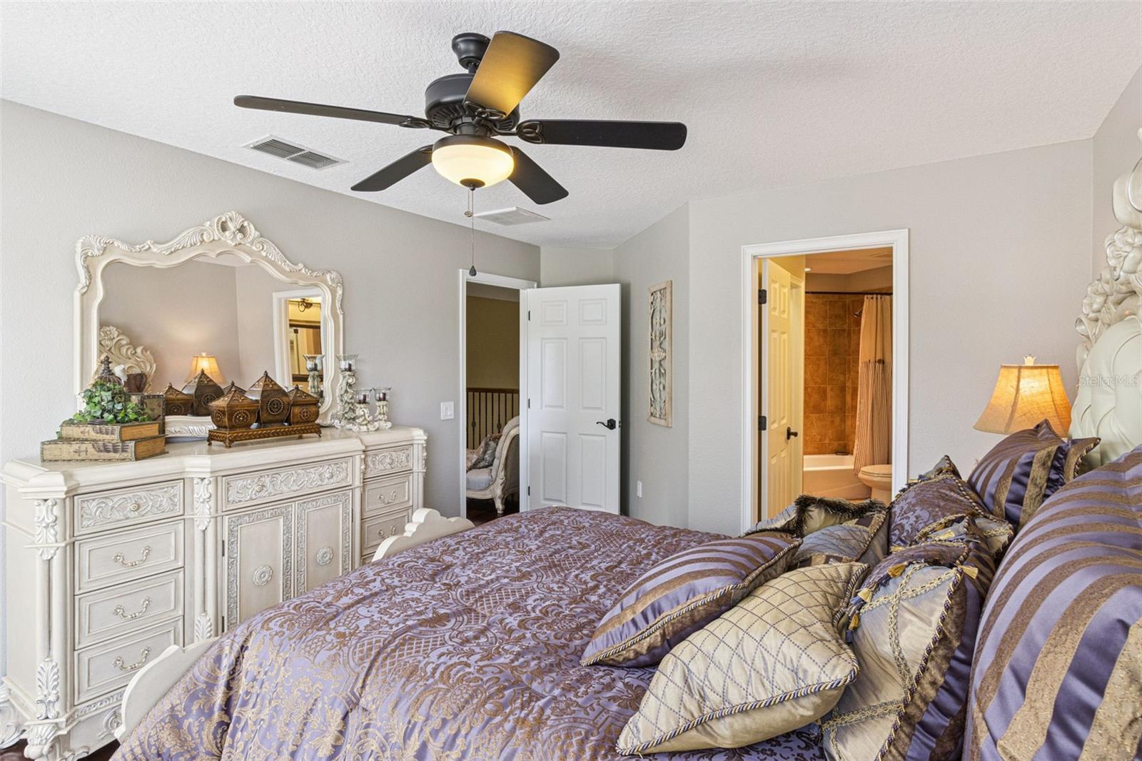 Bedroom 2 w/ en suite bath.