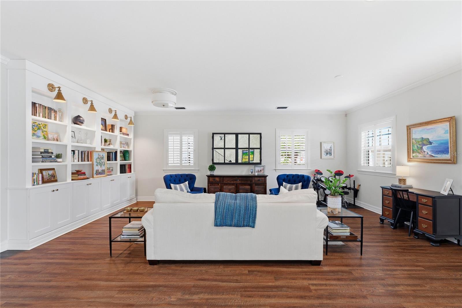 Living/Dining Combo