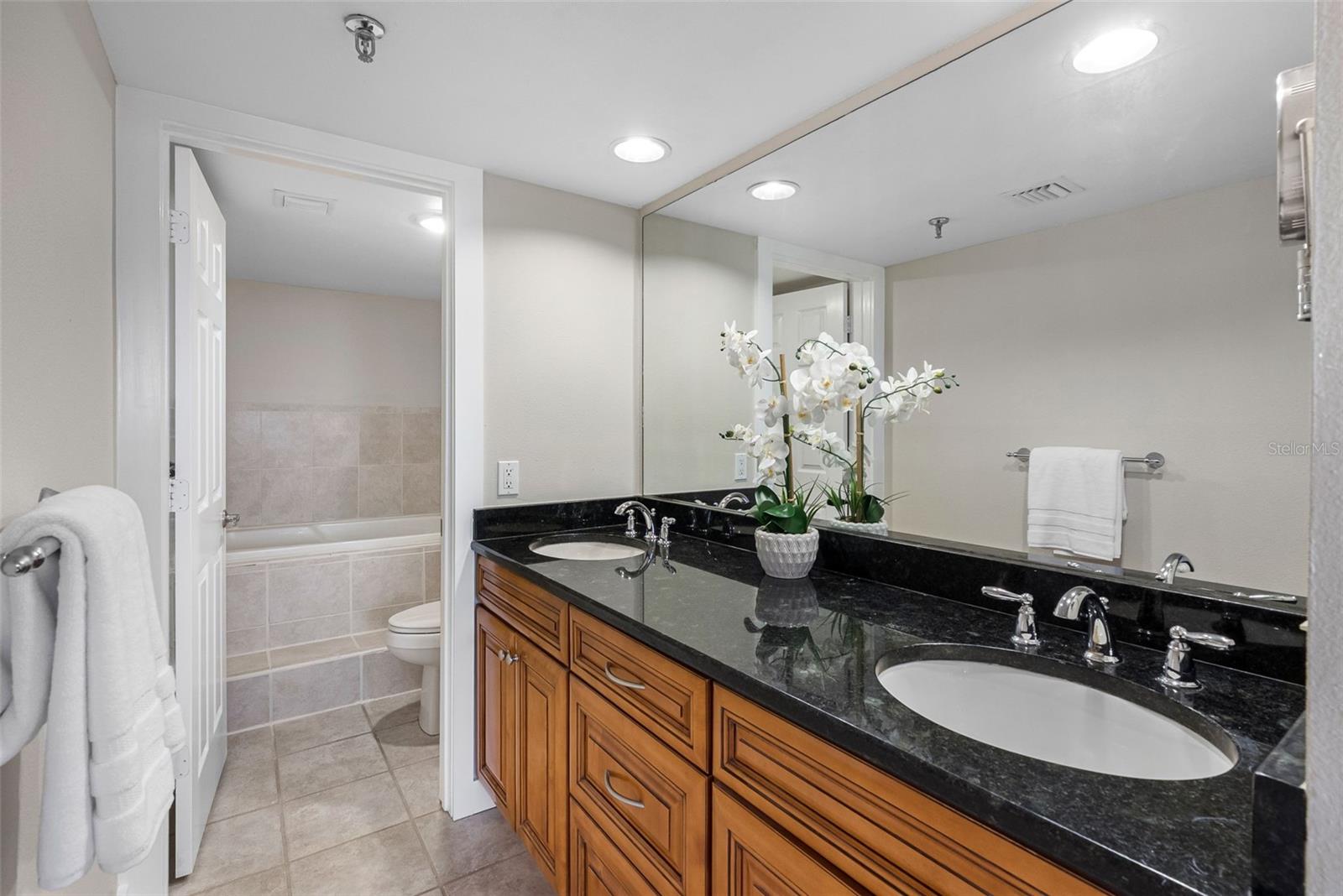Primary Bath Ensuite double sink, soaking tub