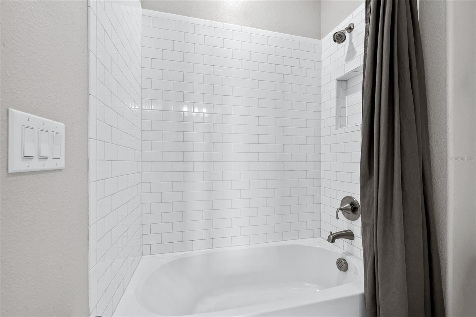 Bath 2 shower