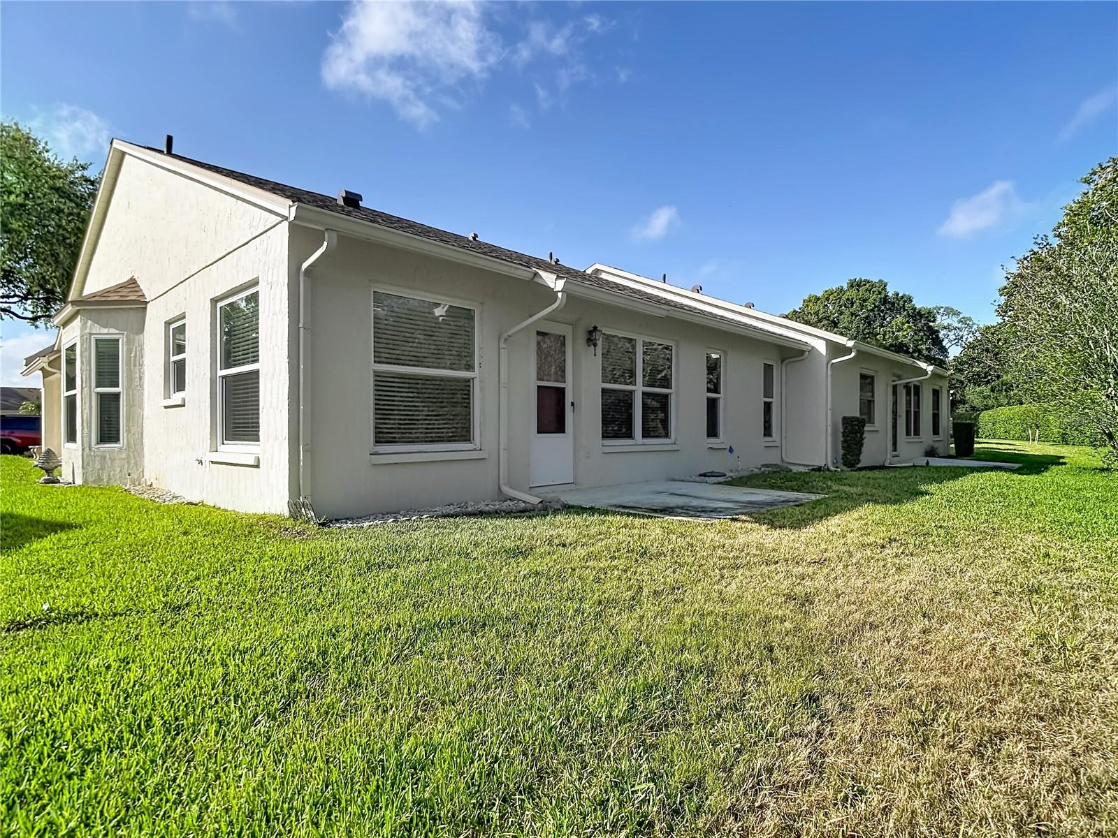 W7885908