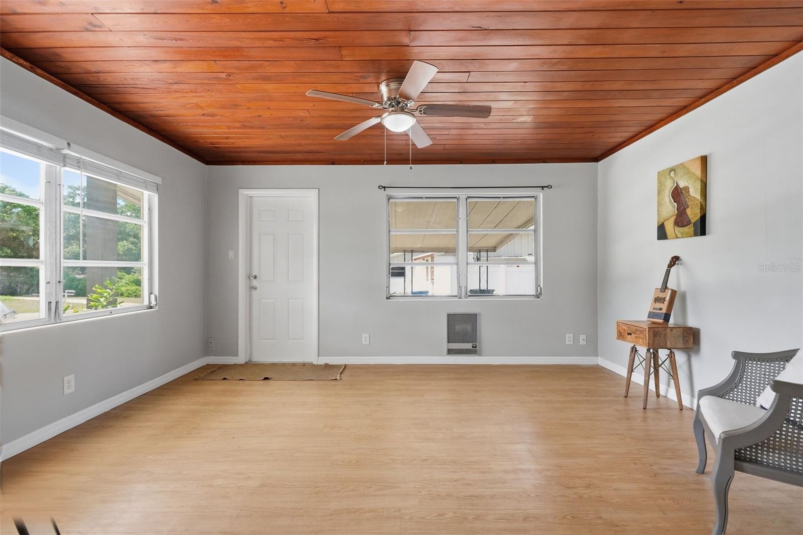 Bonus room/flex space