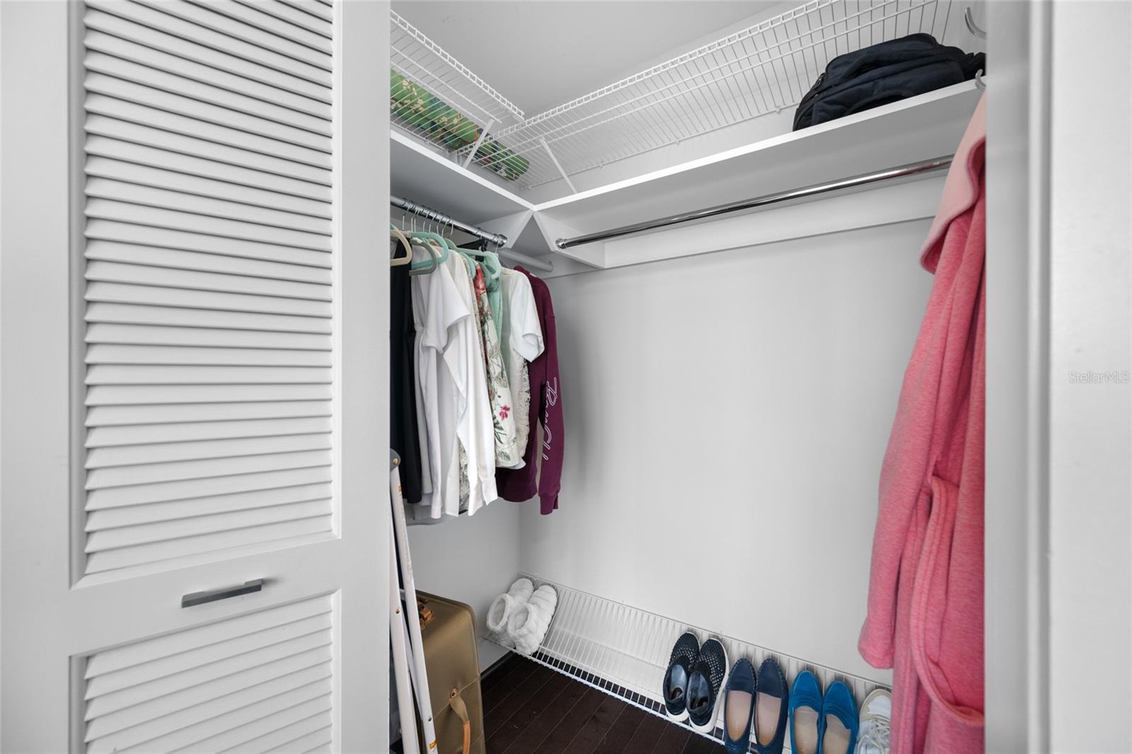 Walk in closet