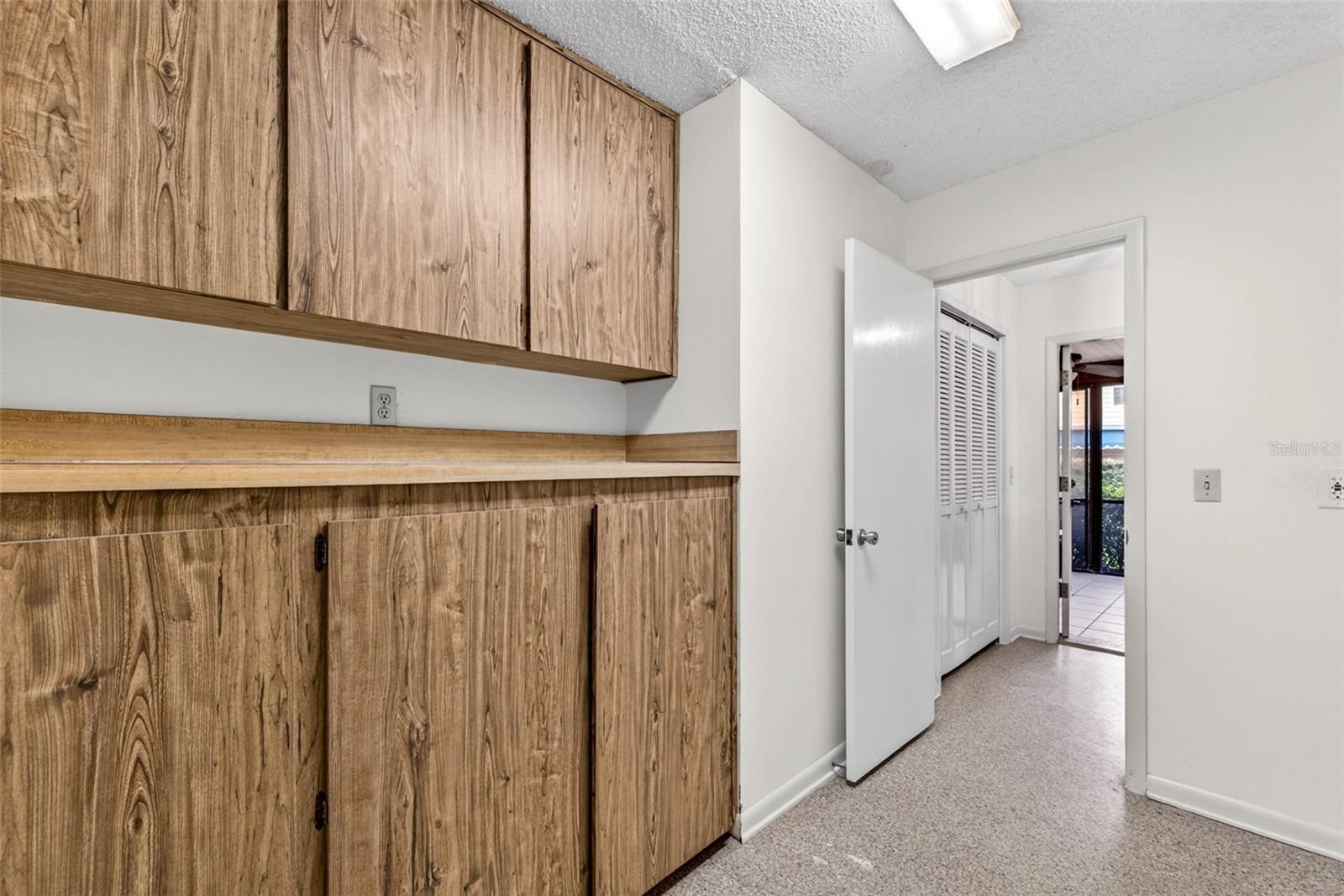 storage and work space in garage
