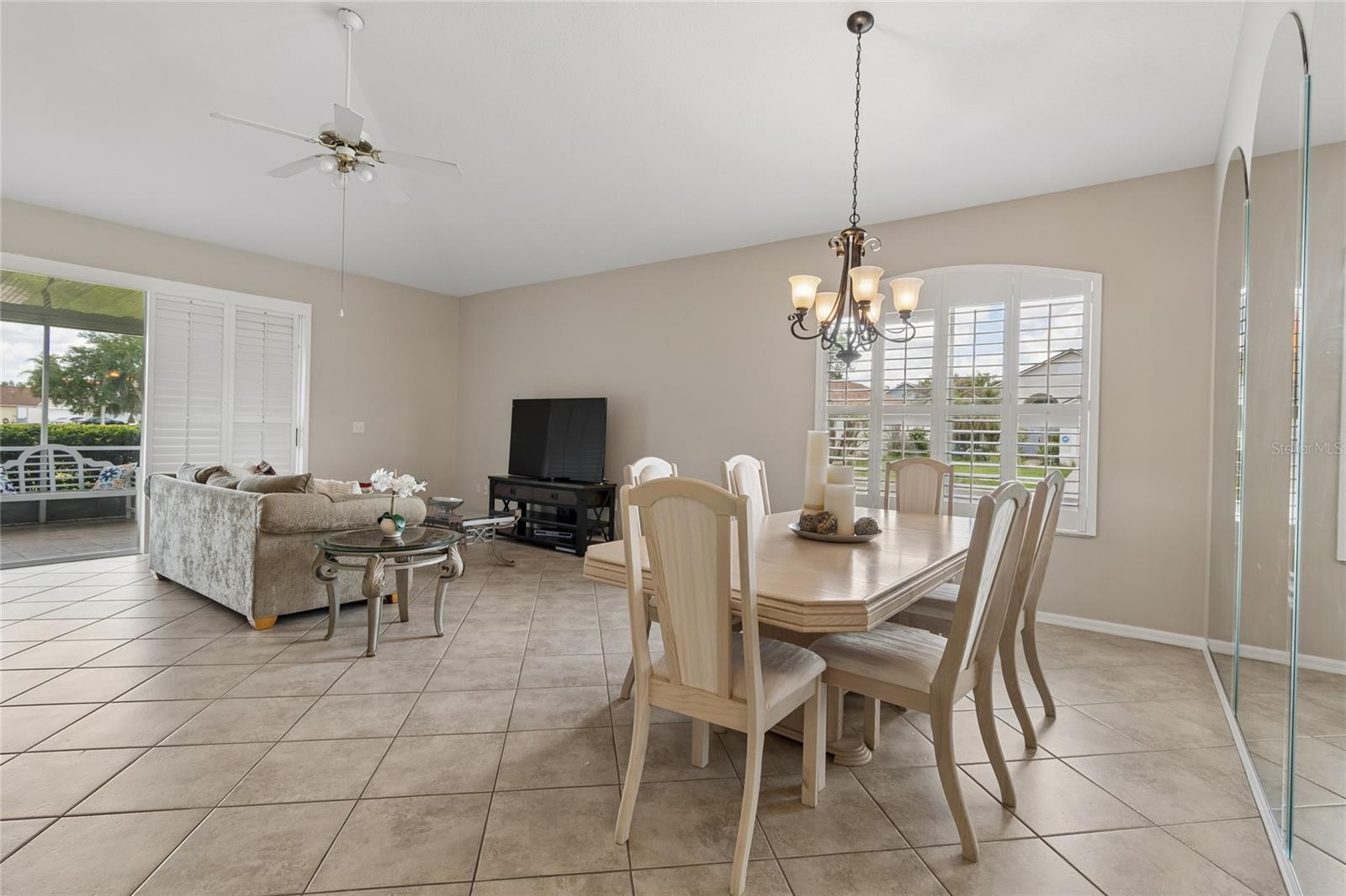 Vaulted Ceilings Open concept