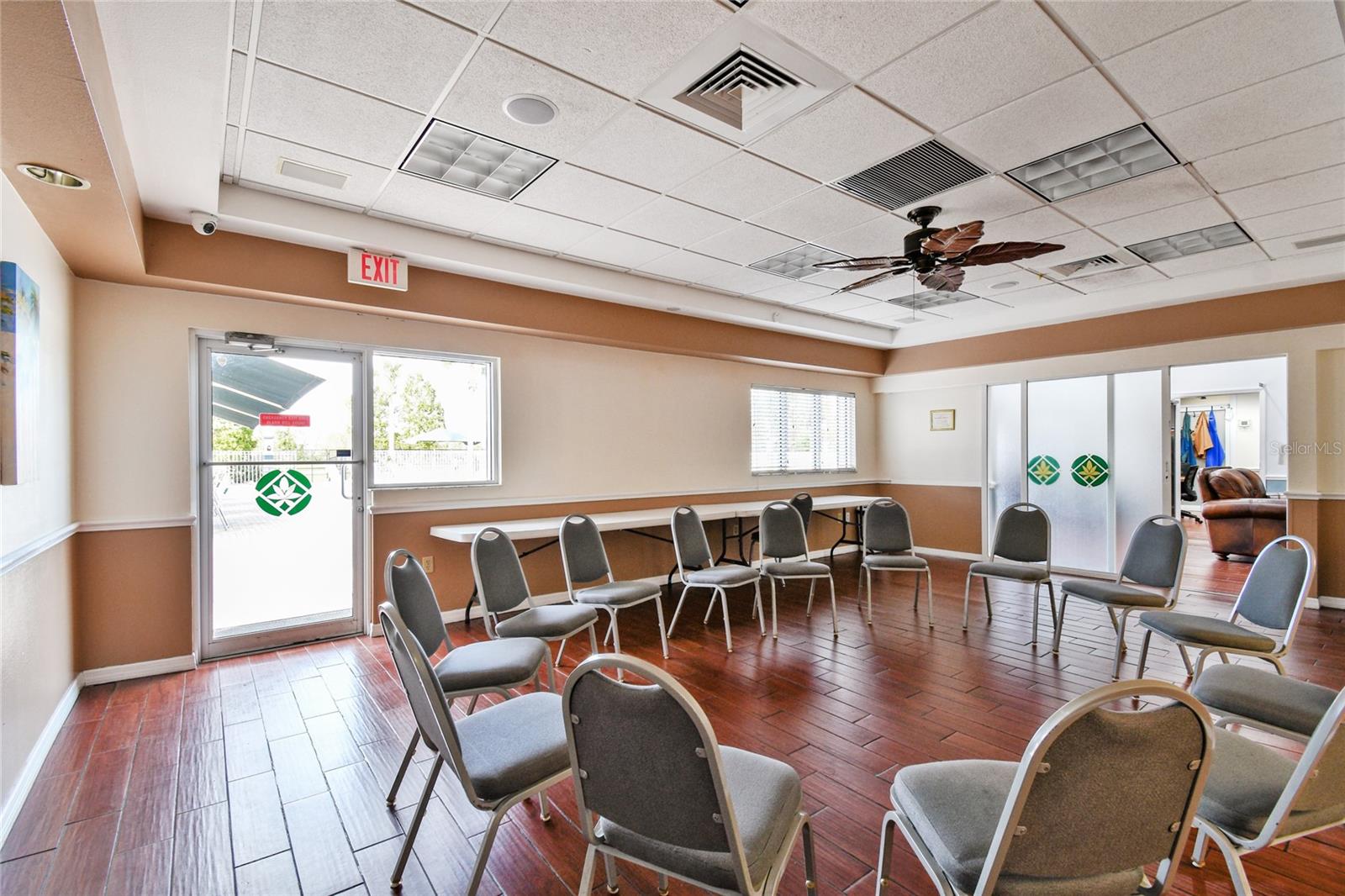 Clubhouse & Meeting Spaces