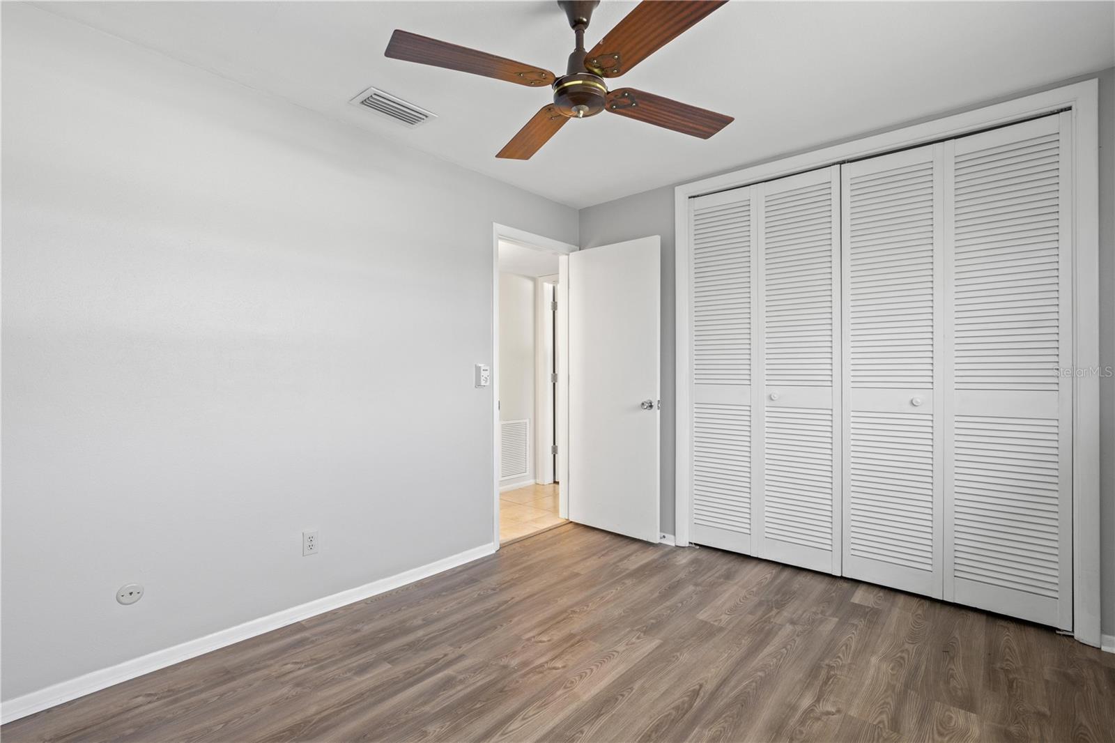 Guest bedroom