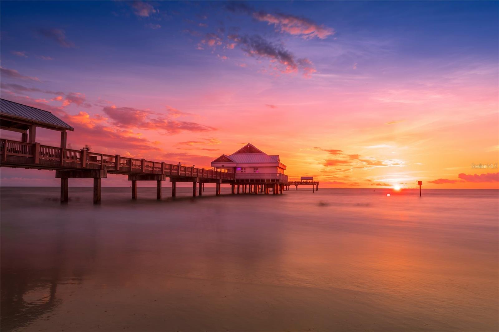 10 minutes to see this view every night on Clearwater Beach!