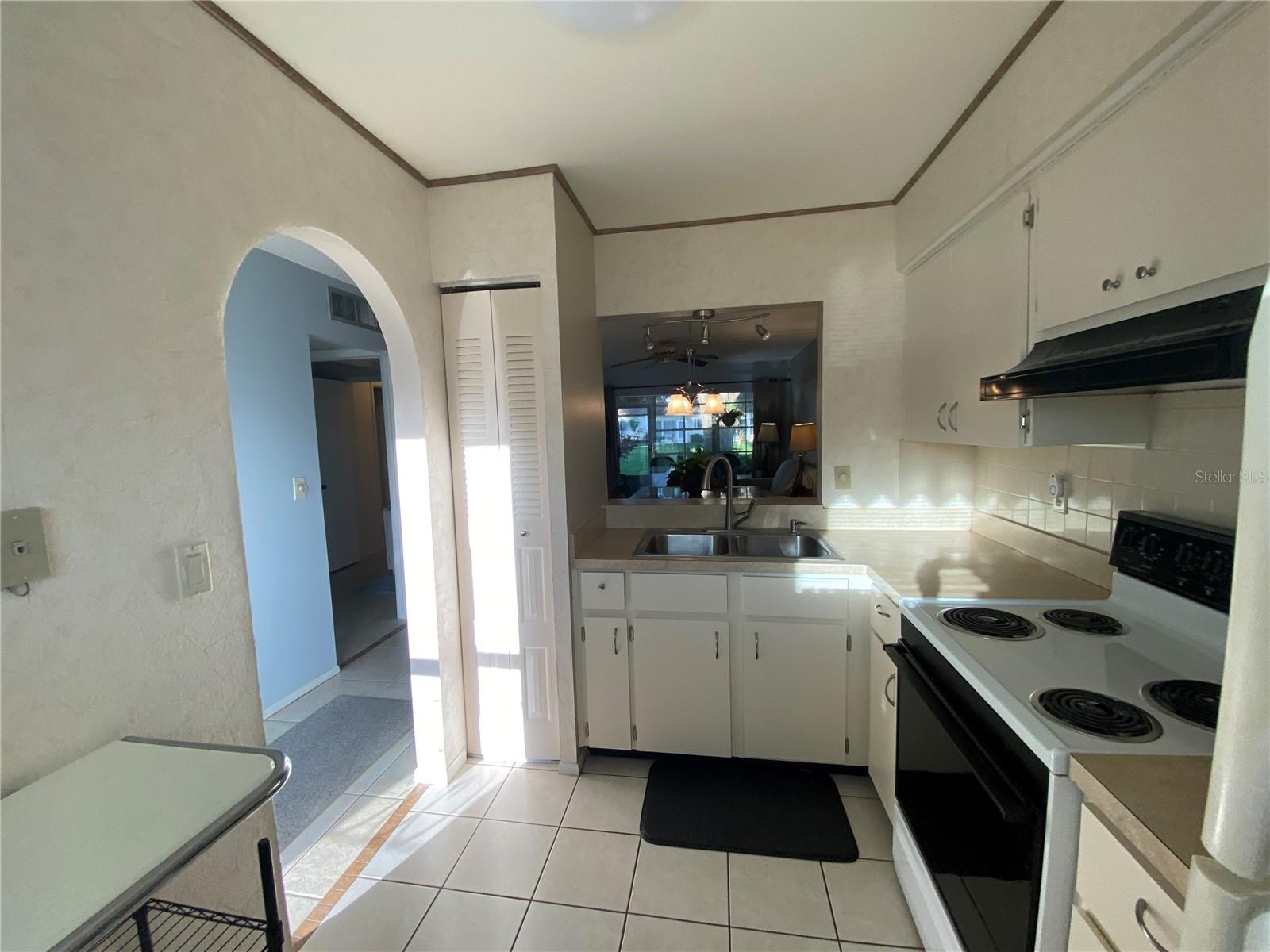 Beautiful SUNSET light streaming in  - notice the pantry
