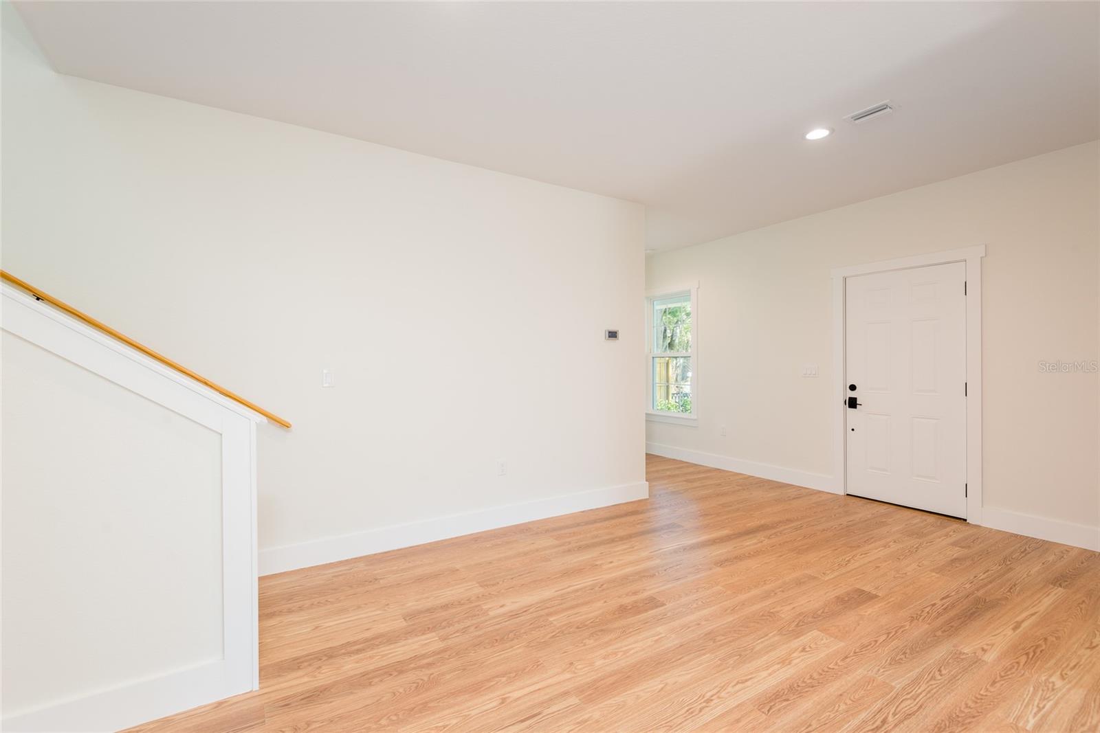Spacious entry