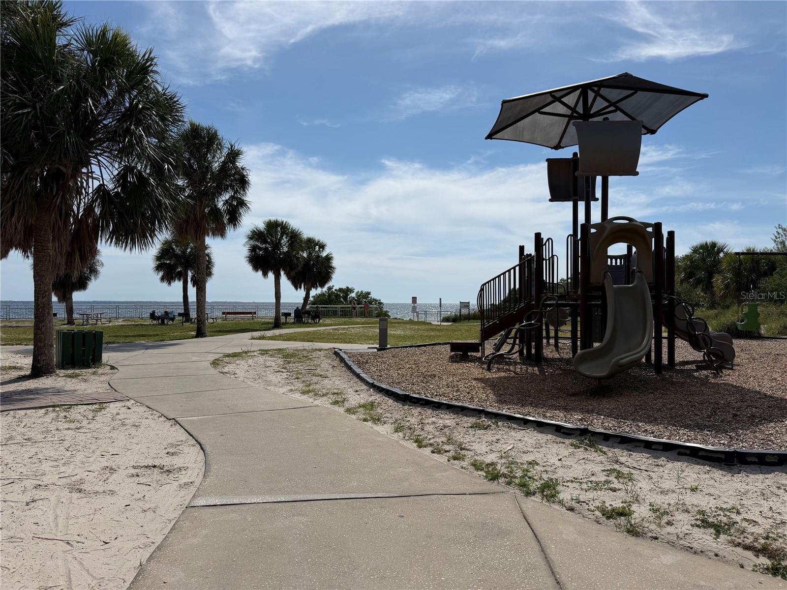 Green Key Beach: 9 minutes away