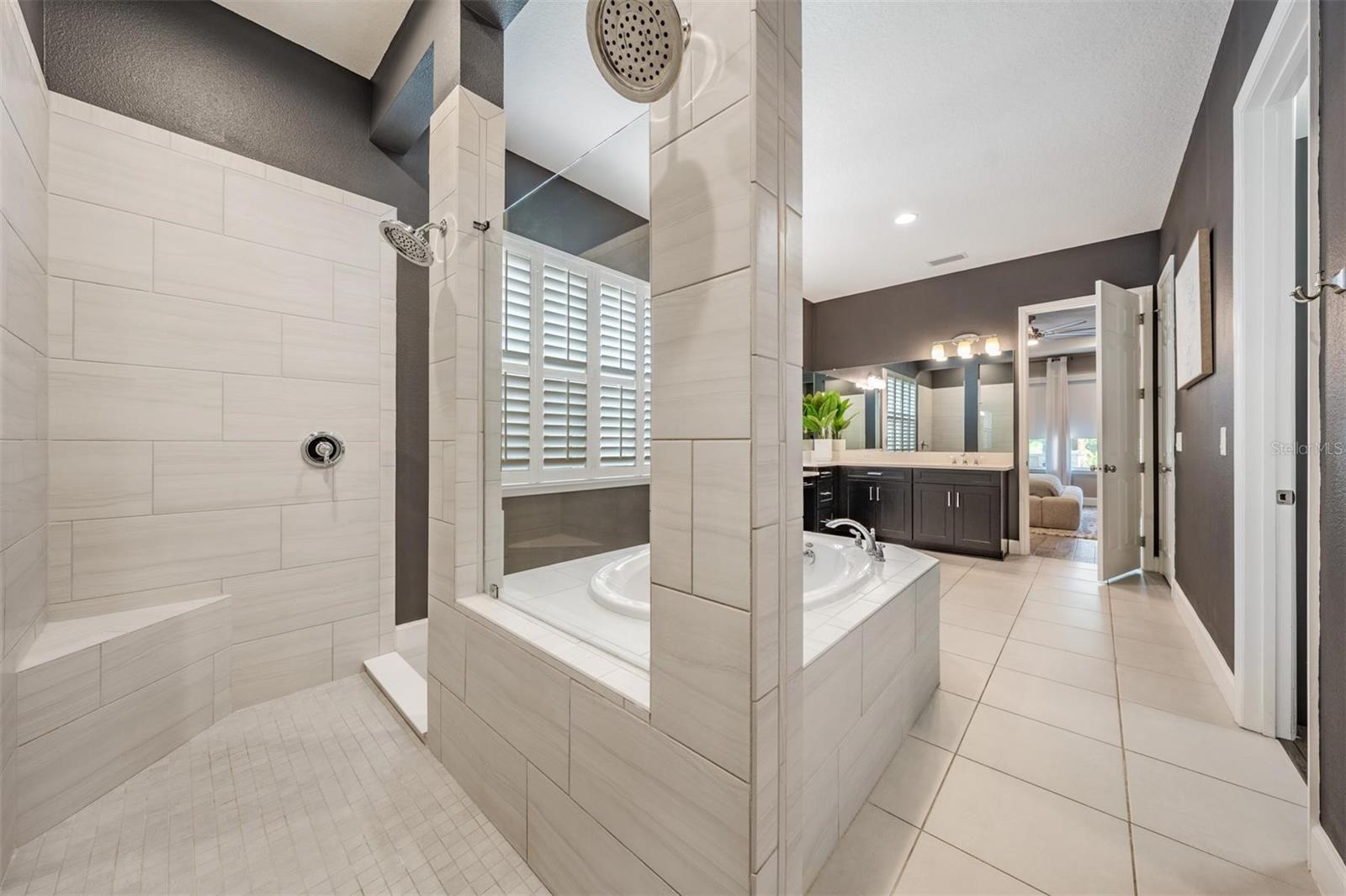 Shower with built-in seating