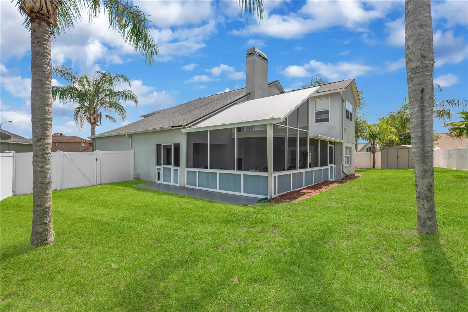 Huge yard!