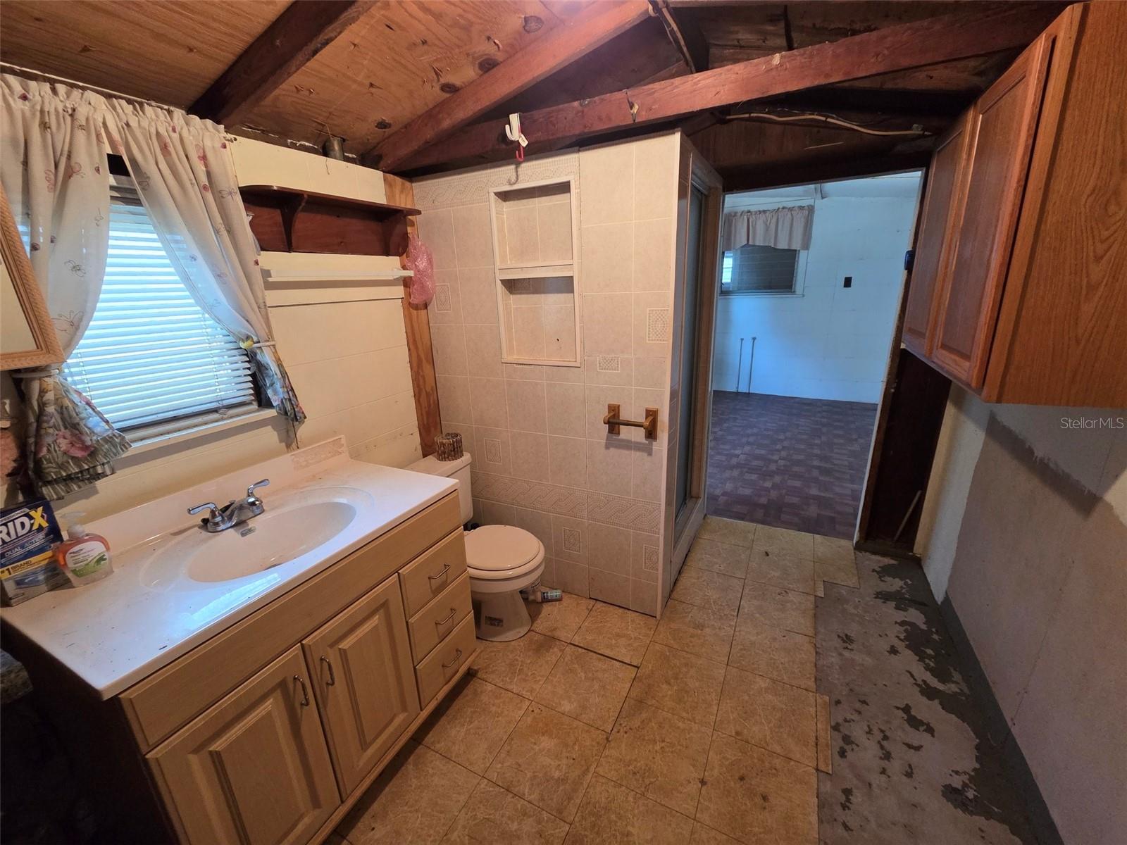 Full bath