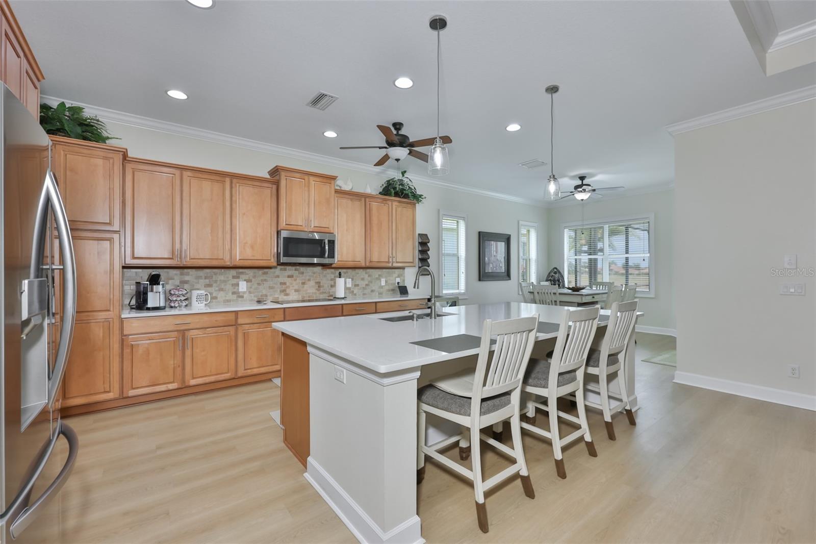 Next to the kitchen is the easy access to the dining room.