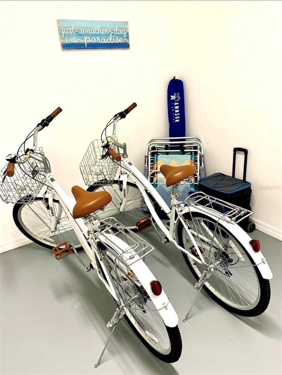 Short distance to bike trail