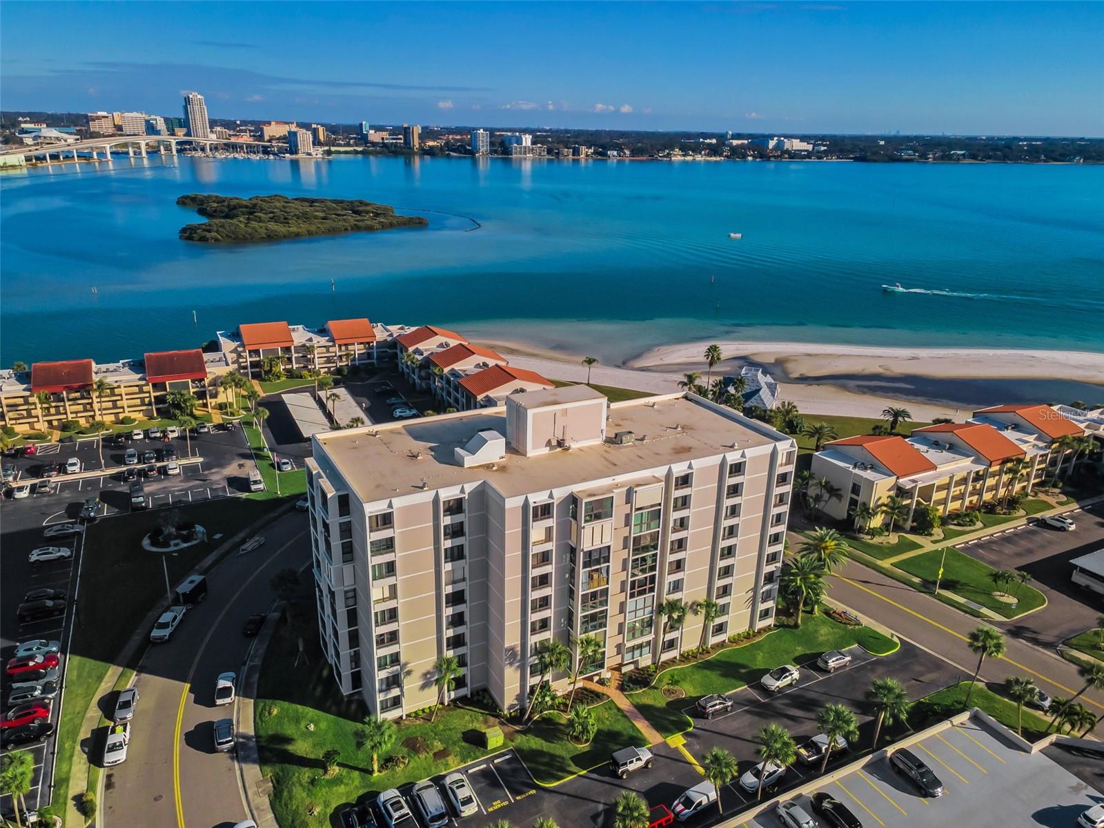 855 Bayway Blvd Clearwater Beach