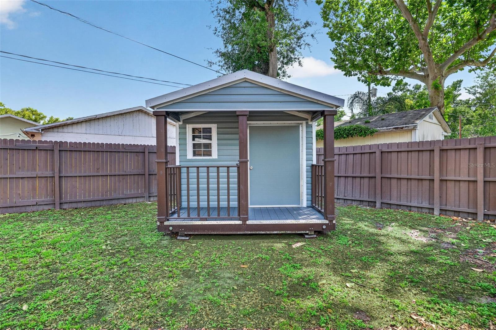 New Detached Studio/Office with Electricity