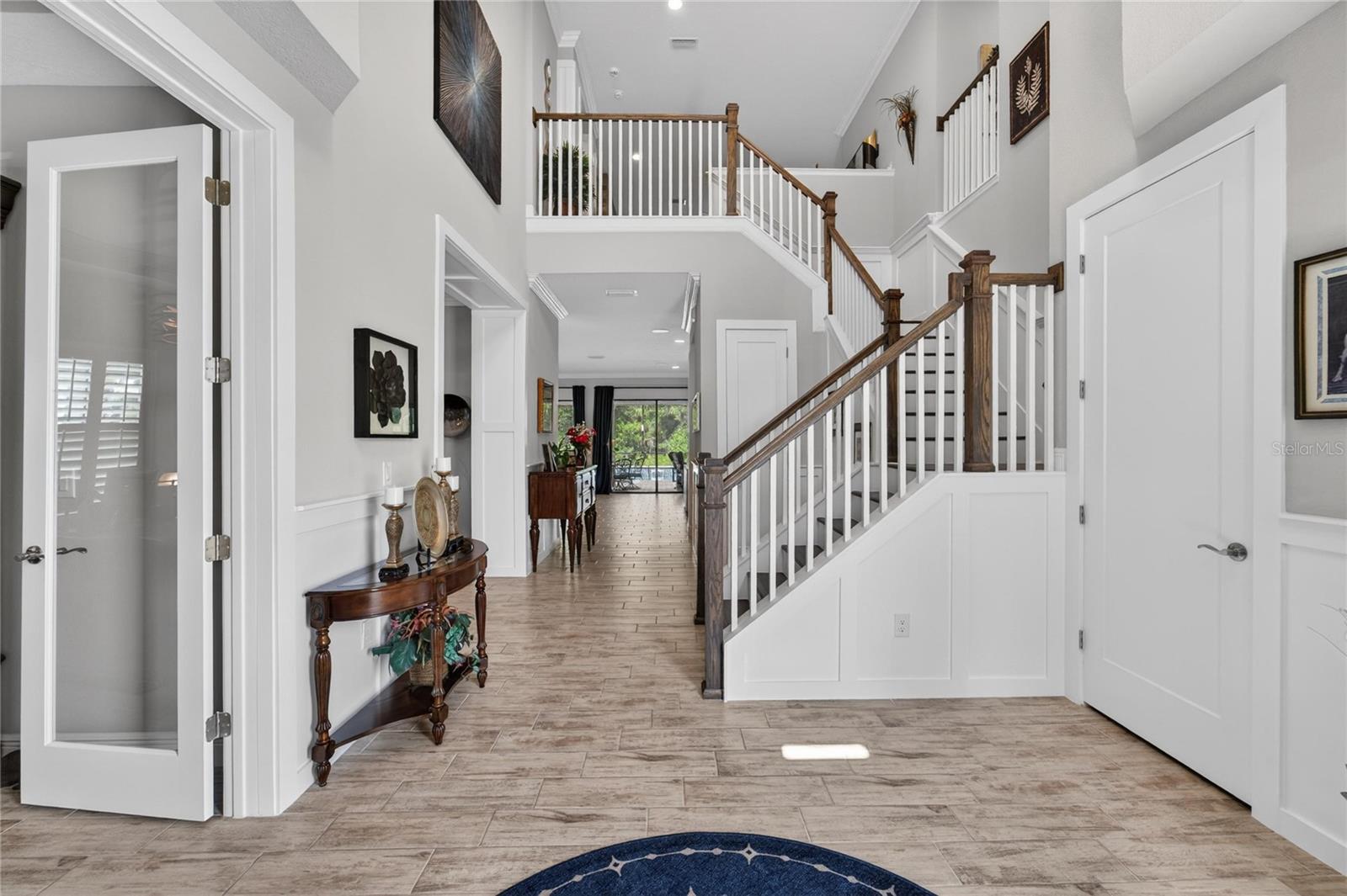 Foyer with grand entry and Clerestory windows