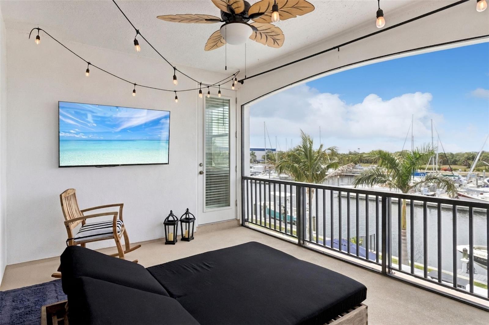 2nd floor Balcony