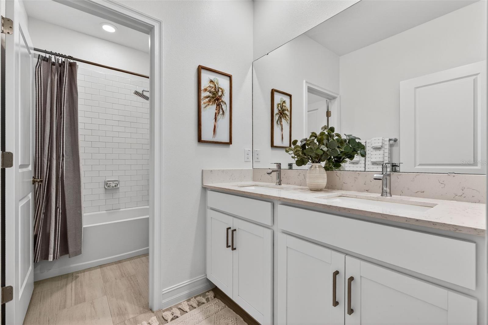 Upstairs hall bath