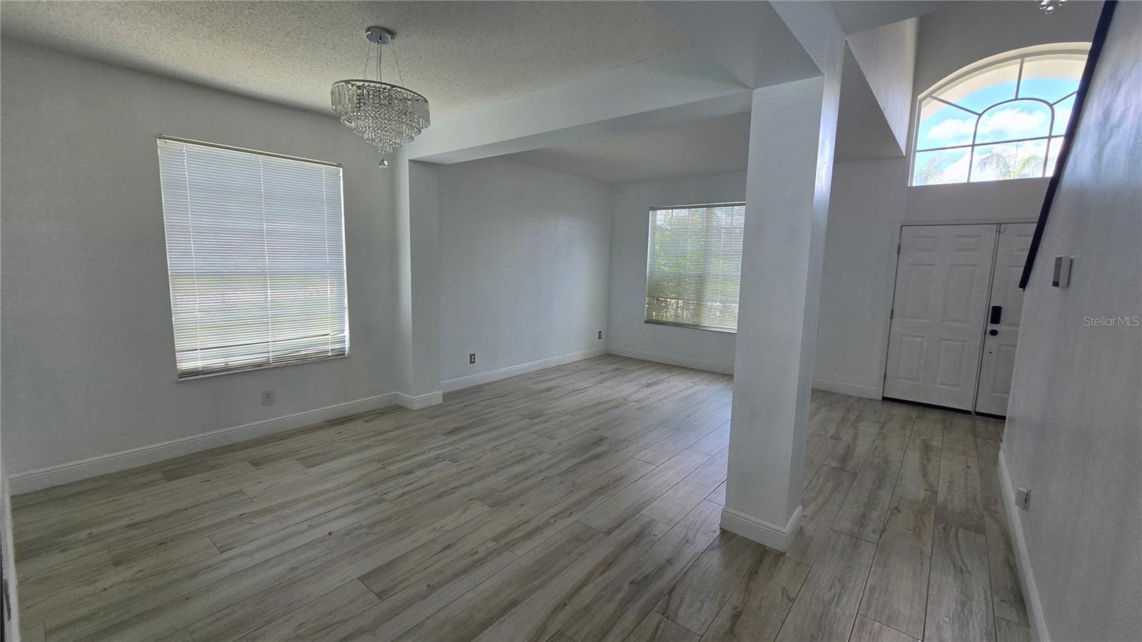 Dinning Room/Family Room