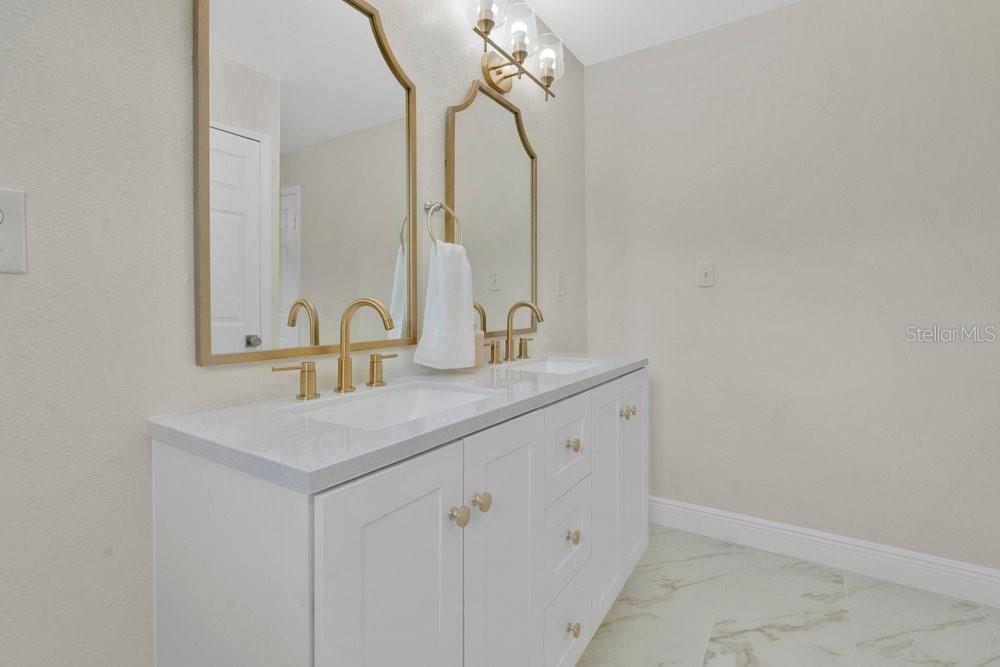 Primary Ensuite Bathroom