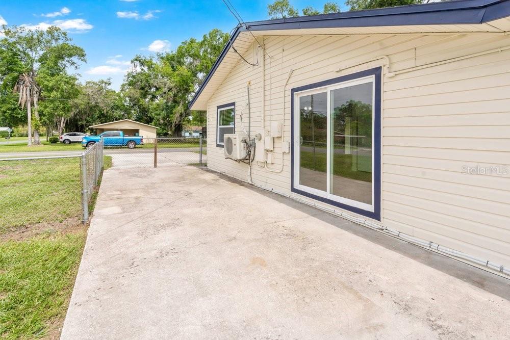 Exterior patio off the dining room