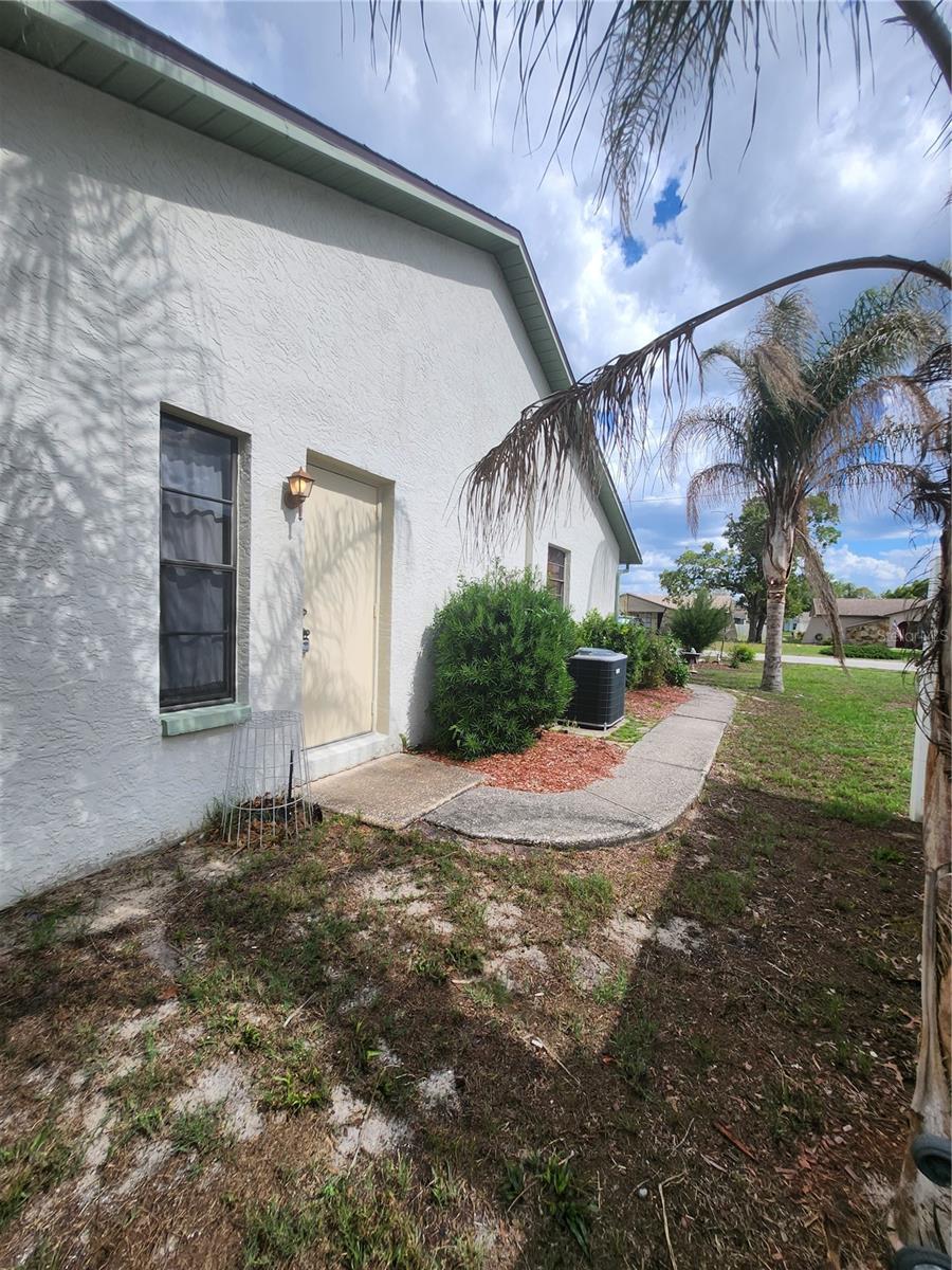 Side entrance to bonus room