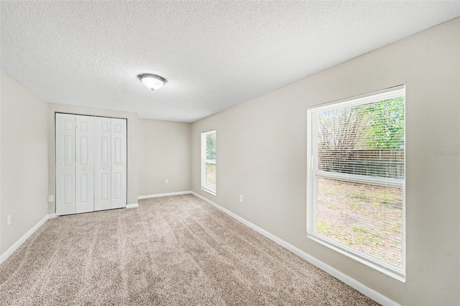 O6409746