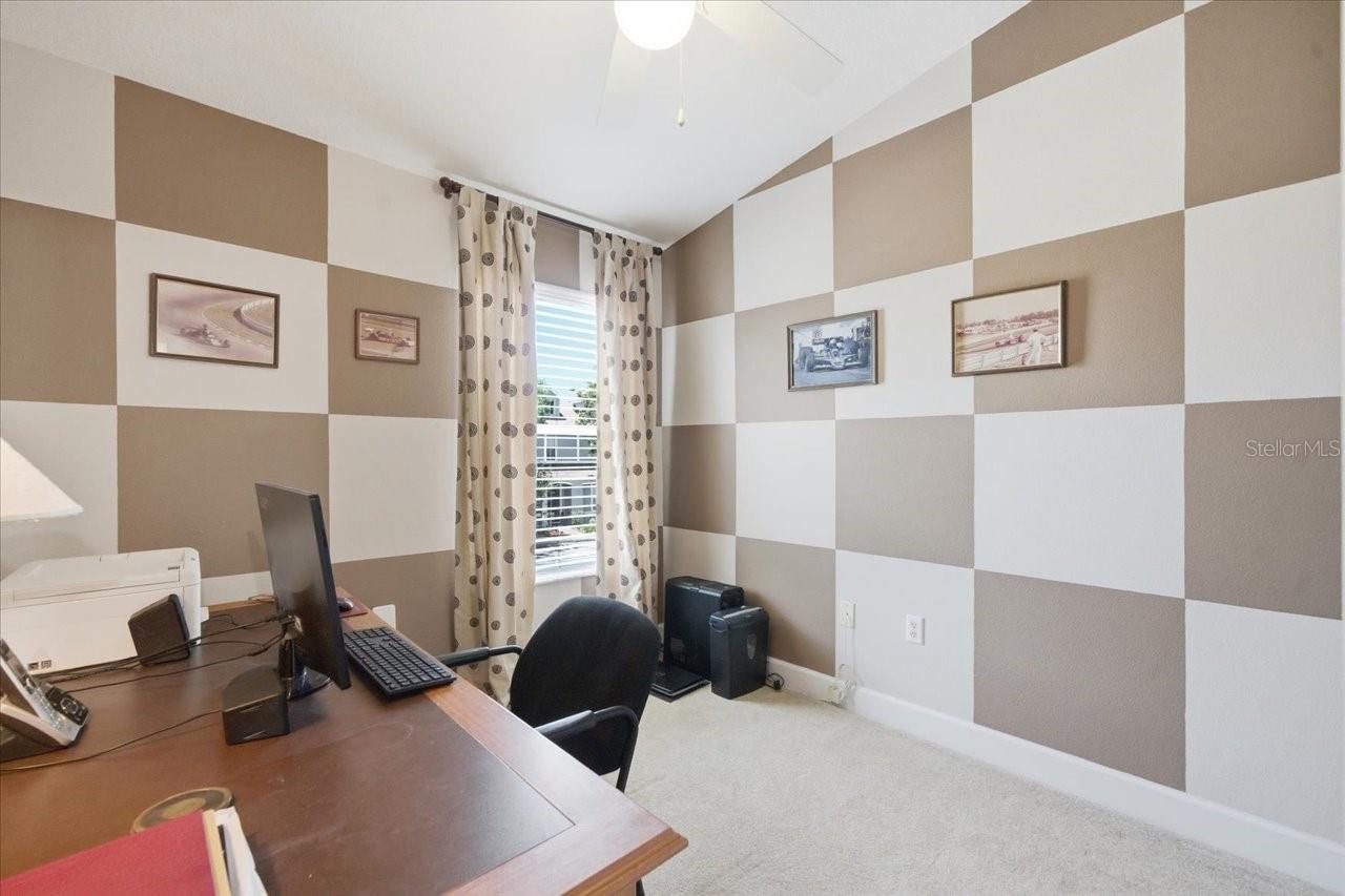 3rd bedroom used as office