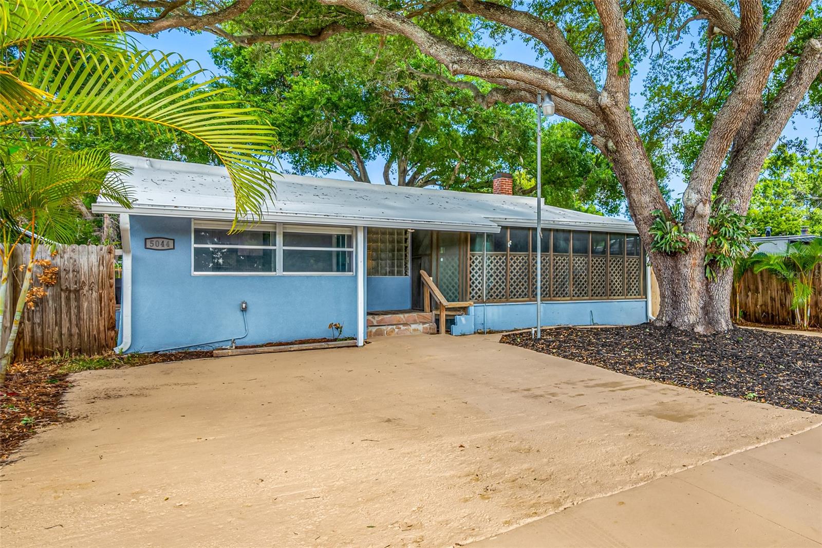 5044 Betty St N, Saint Petersburg, FL 33709