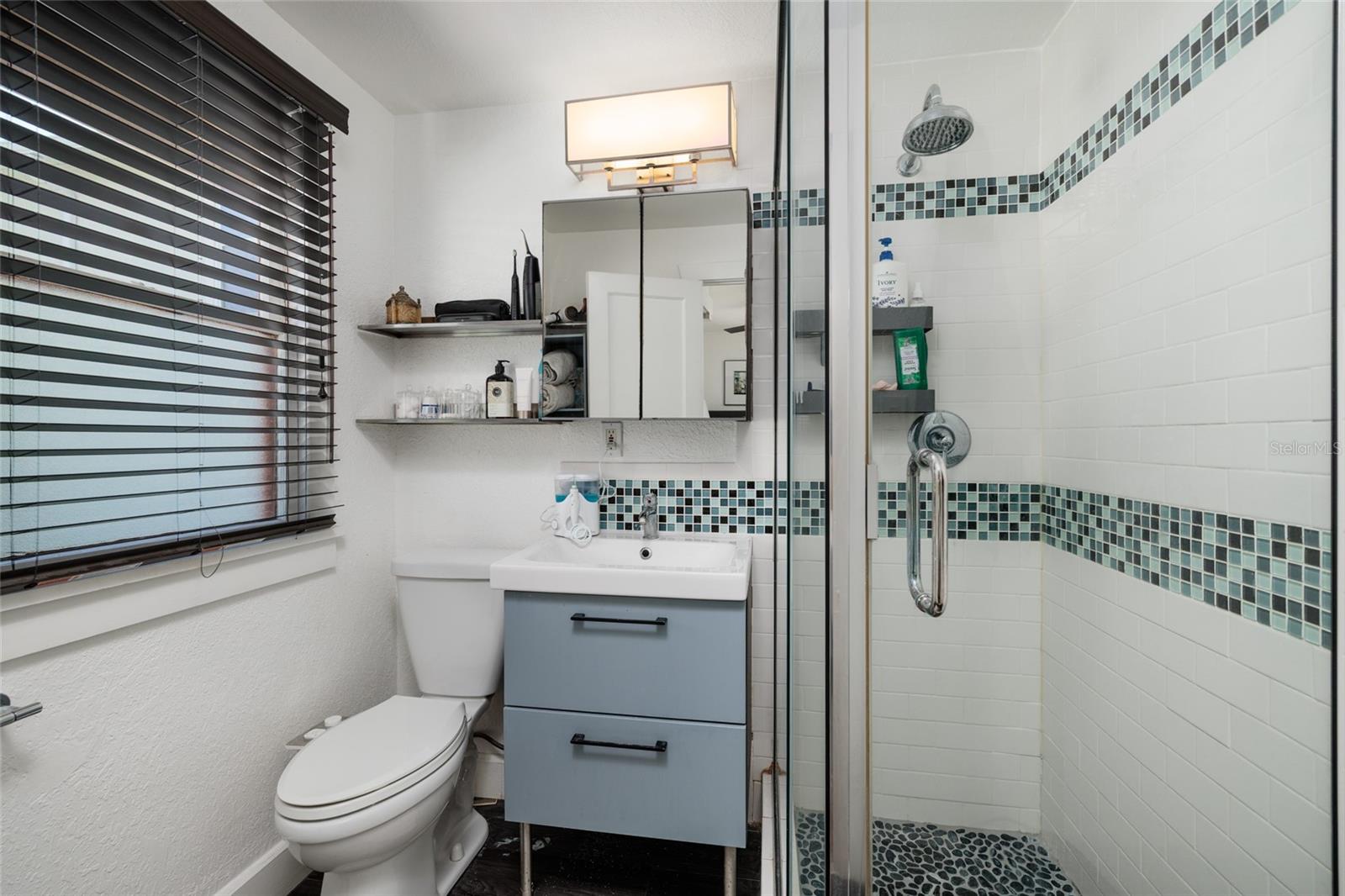 A4694436