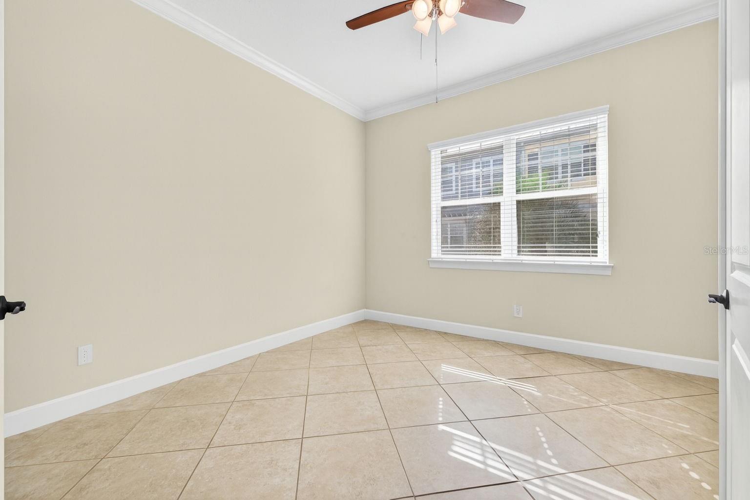 Office/4th bedroom