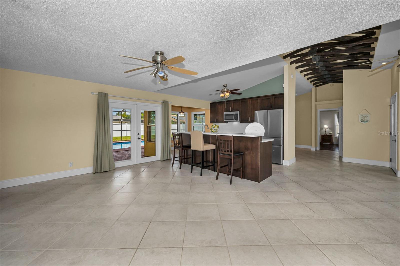 Family/Great room w/French Doors to Lanai