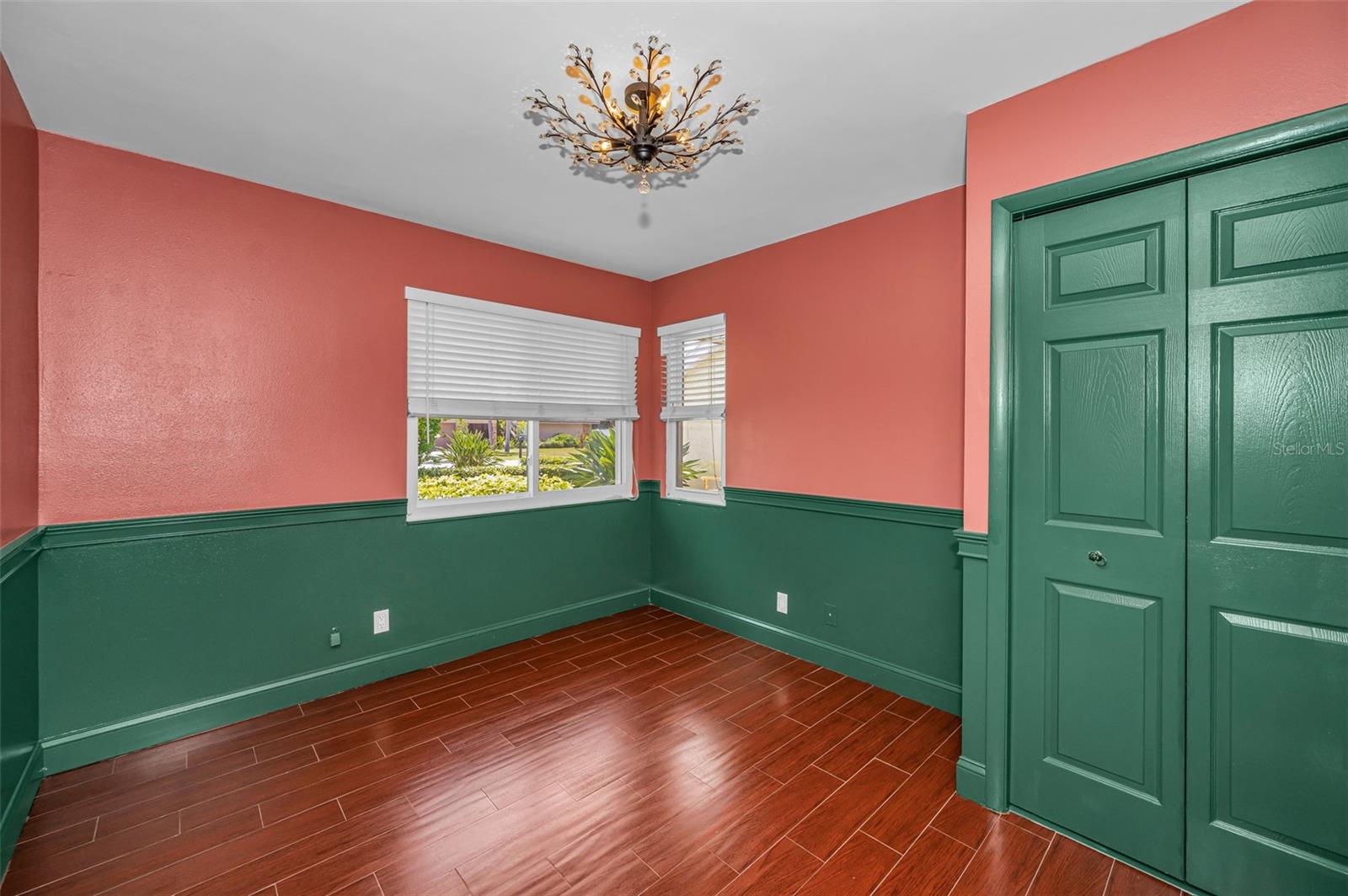 Office/bedroom 4